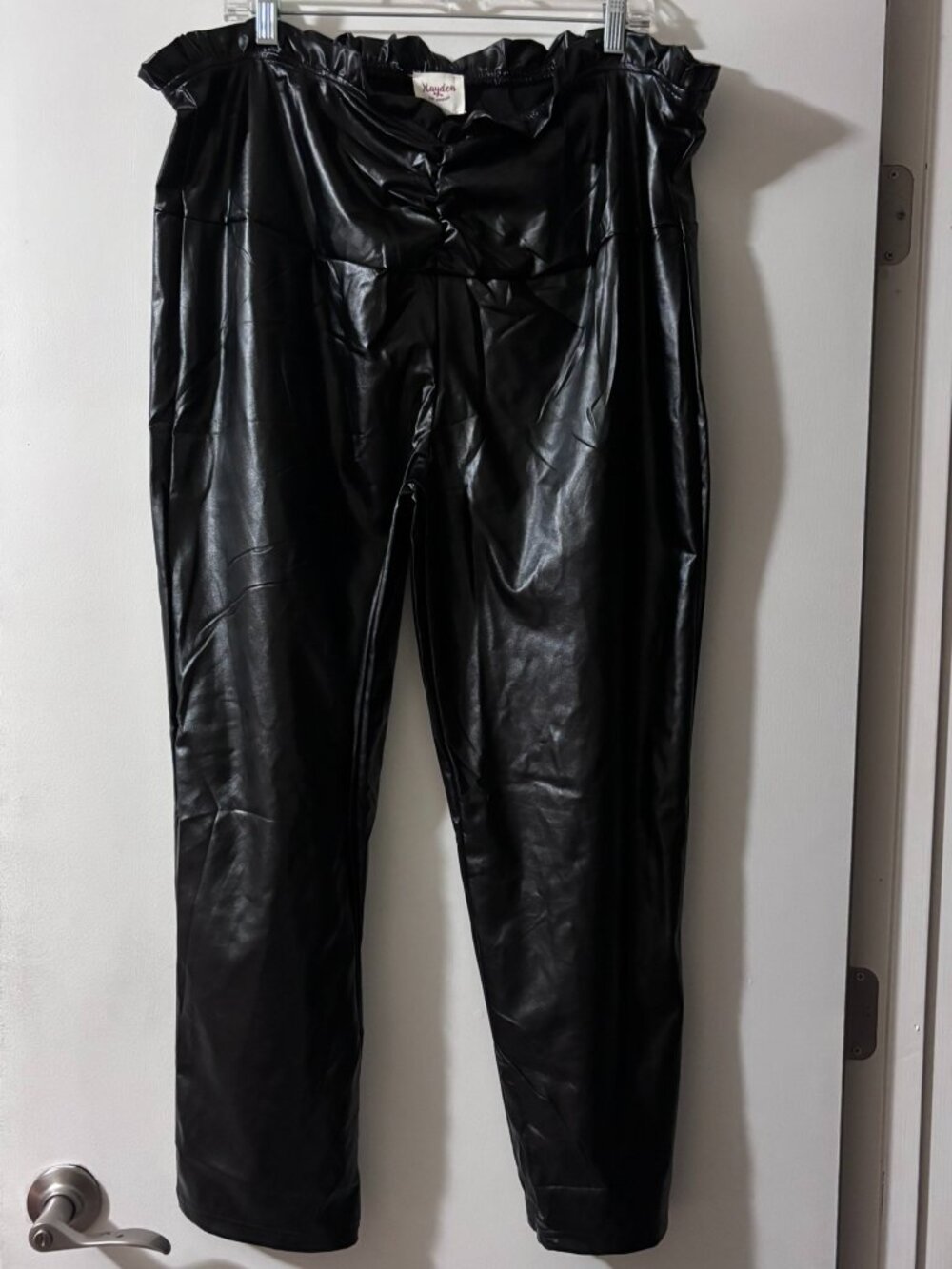 NWT Hayden Los Angeles Black Faux Leather Paperbag Waist Legging Pants 3XL